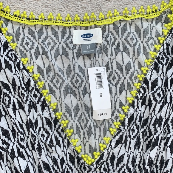 OLD NAVY Geometric Swim Cover-Up - Picture 2 of 4